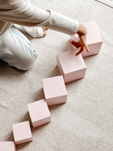 Cargar imagen en el visor de la galería, La Torre rosa + bandeja