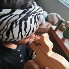 Cargar imagen en el visor de la galería, Gatito Americuchi  rodante