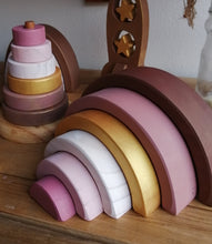 Cargar imagen en el visor de la galería, Arcoiris de madera - Terra rosa