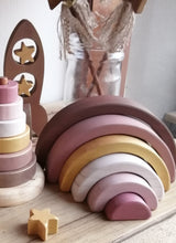Cargar imagen en el visor de la galería, Arcoiris de madera - Terra rosa