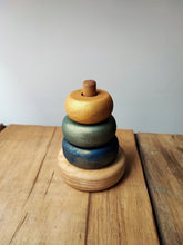 Cargar imagen en el visor de la galería, Mini torre apilable 3 niveles - Príncipe de paz.