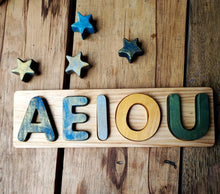 Cargar imagen en el visor de la galería, Encaje palmar  vocales - príncipe de paz