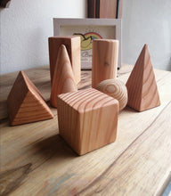 Cargar imagen en el visor de la galería, Sólidos geométricos - natural