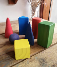 Cargar imagen en el visor de la galería, Sólidos geométricos - gama arcoiris