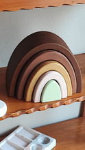 Cargar imagen en el visor de la galería, Arcoiris de madera cueva - Boheme